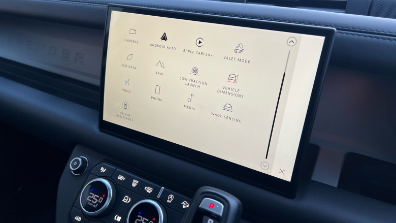 Land Rover Defender 3.0 D250 X-Dynamic HSE 110 5dr Auto Diesel Estate